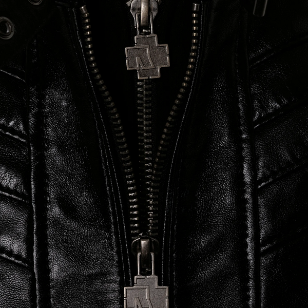 File:merch 2070 4.webp