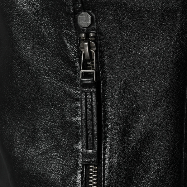 File:merch 2454 7.webp